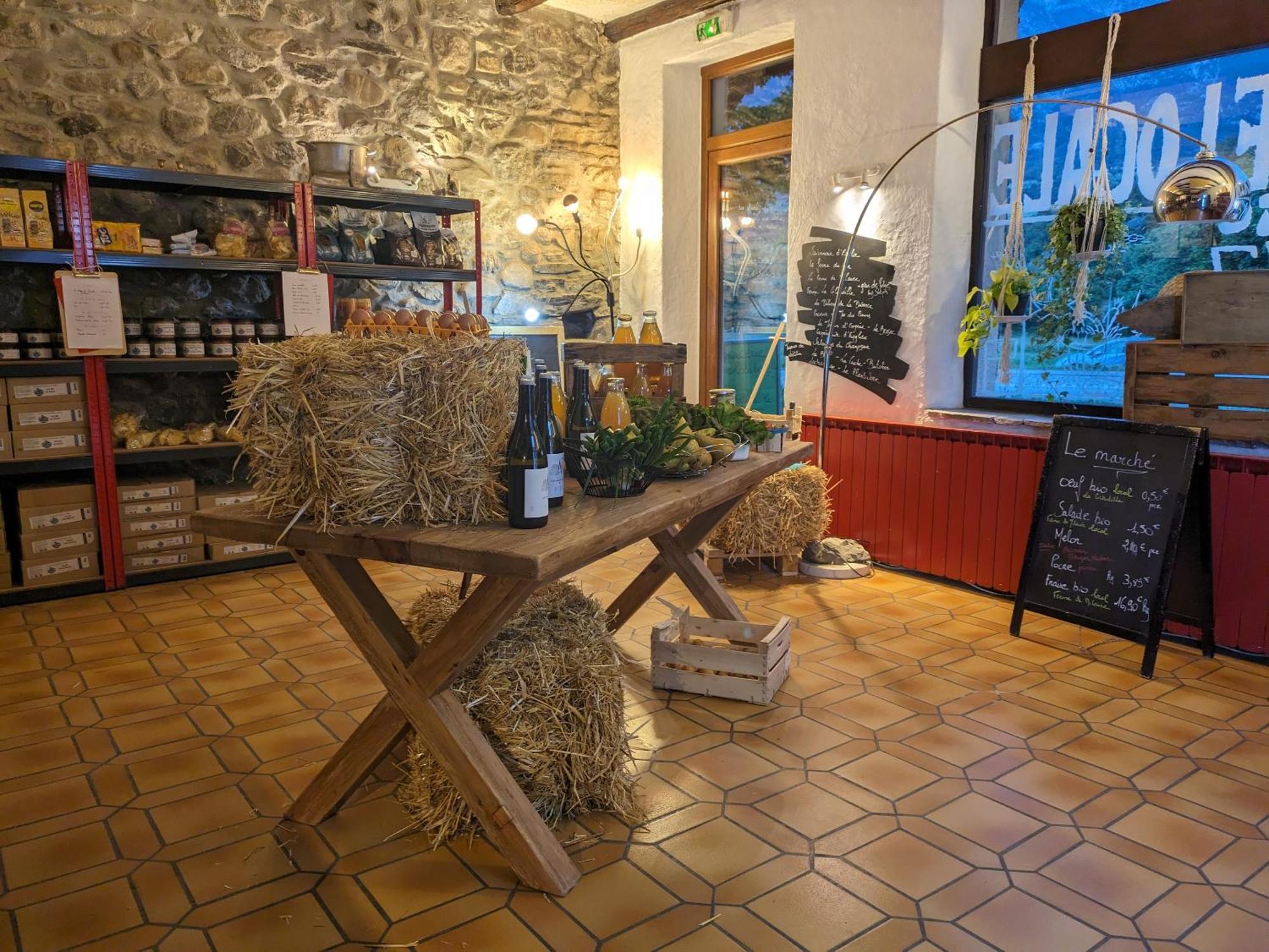 L'Auberge D'Eygliers Luaran gambar