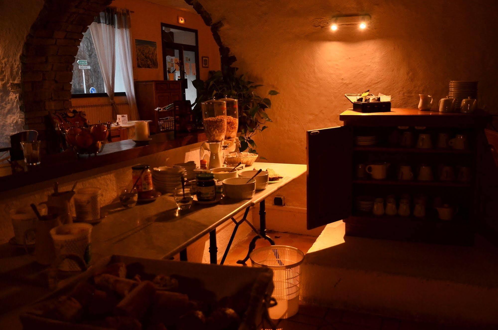 L'Auberge D'Eygliers Luaran gambar
