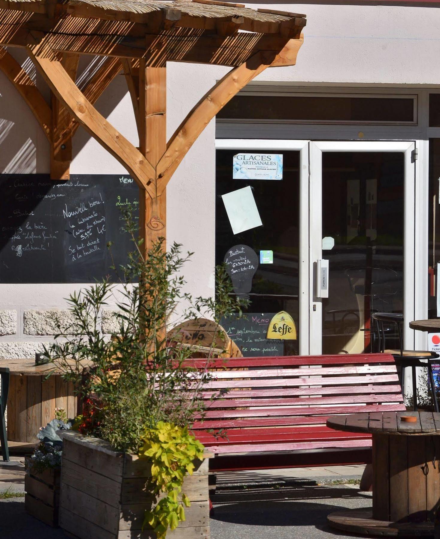 L'Auberge D'Eygliers Luaran gambar